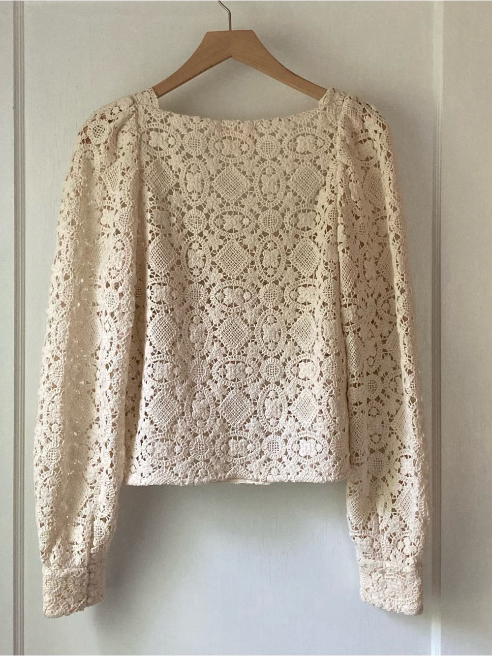 Sézane Alvere Blouse in Ecru - Picture 6 of 10